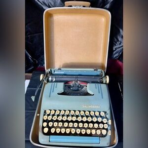 Smith-Corona Vintage Typewriter in Blue and Cream